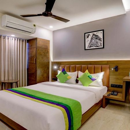 Treebo Castle Rock Inn Mumbai Exterior foto