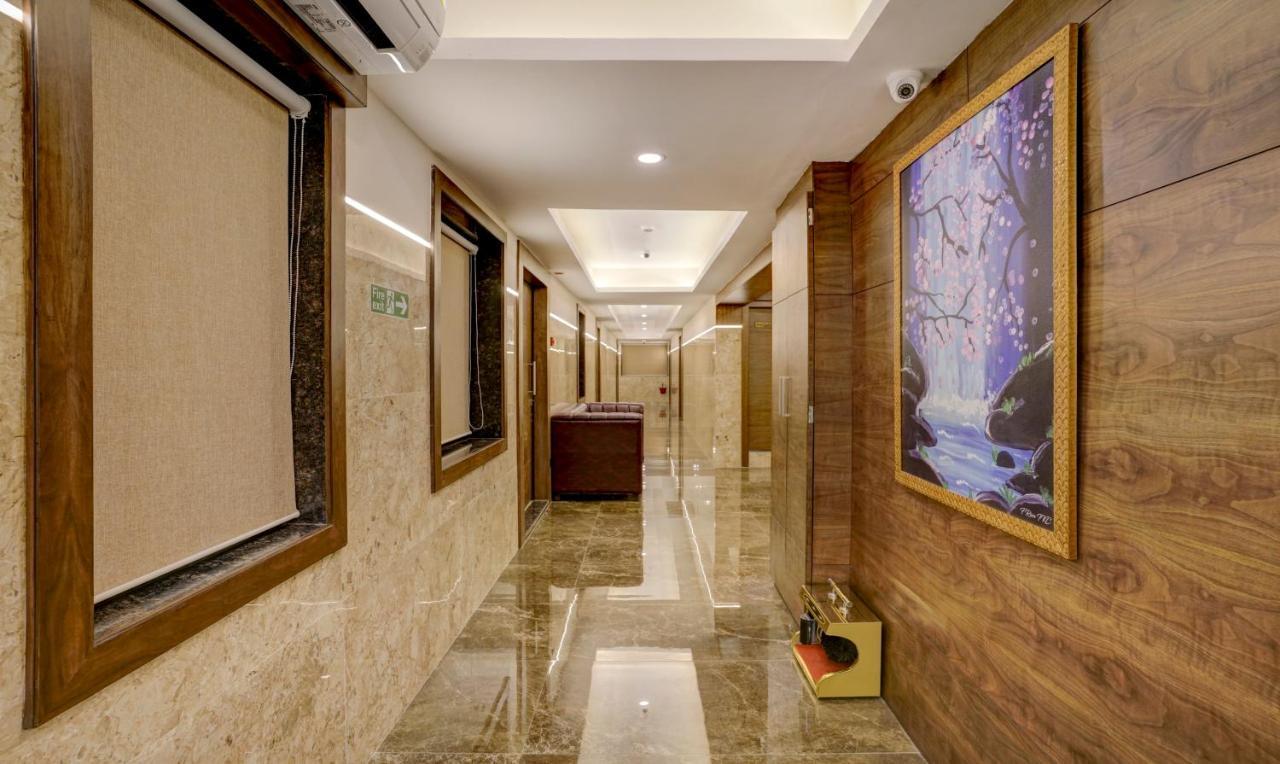 Treebo Castle Rock Inn Mumbai Exterior foto