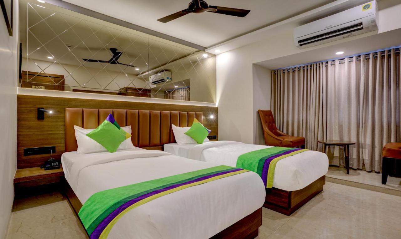 Treebo Castle Rock Inn Mumbai Exterior foto
