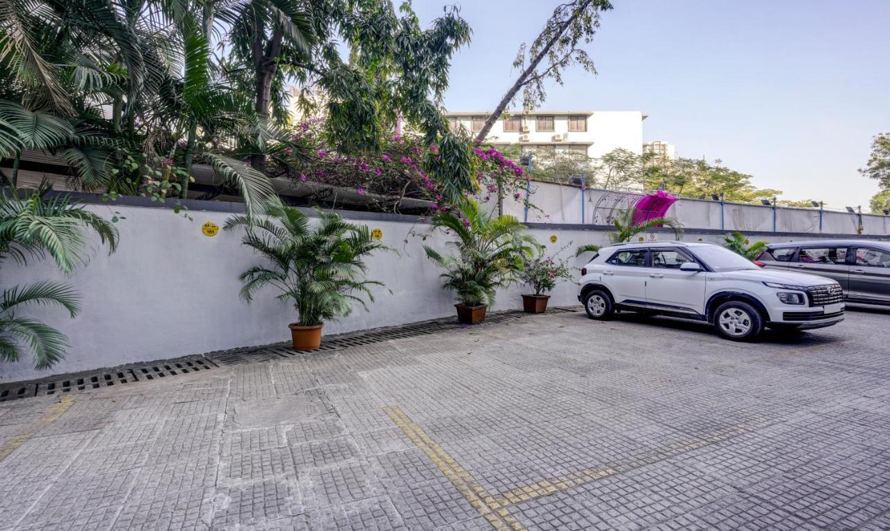 Treebo Castle Rock Inn Mumbai Exterior foto